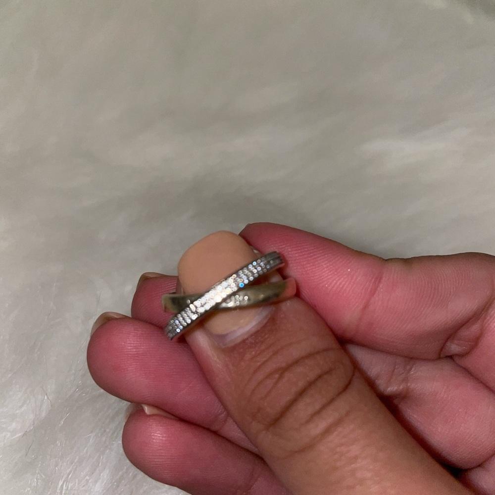 Pandora ring